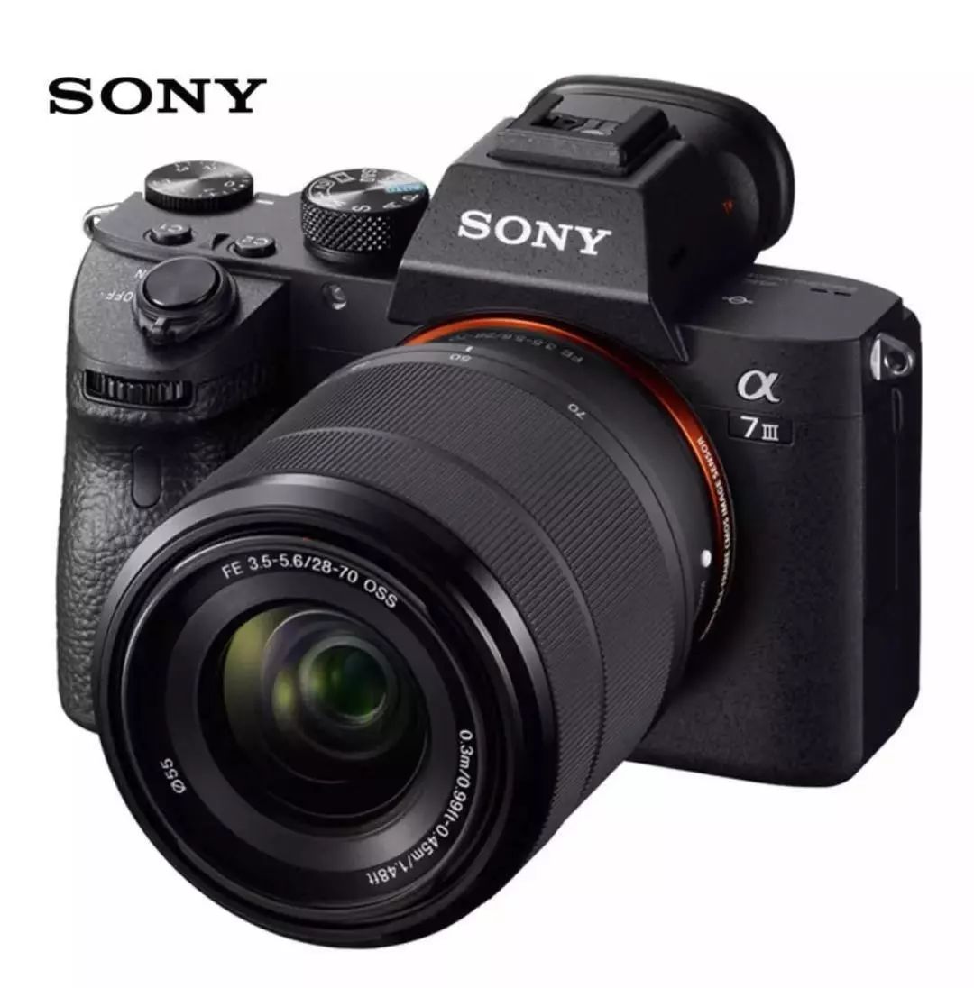 我们采访了10位购物爱好者：2018年他们买了这些心水的物件儿~