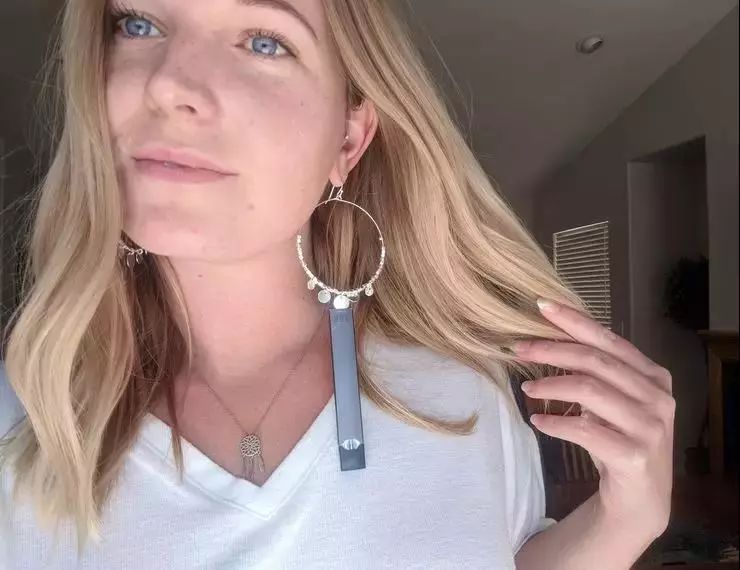 这个戒烟帝国有多壕?年终奖人均900万,却害惨了全球烟民