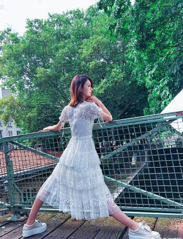 赵丽颖方否认传言,赵丽颖却深陷谣言风波