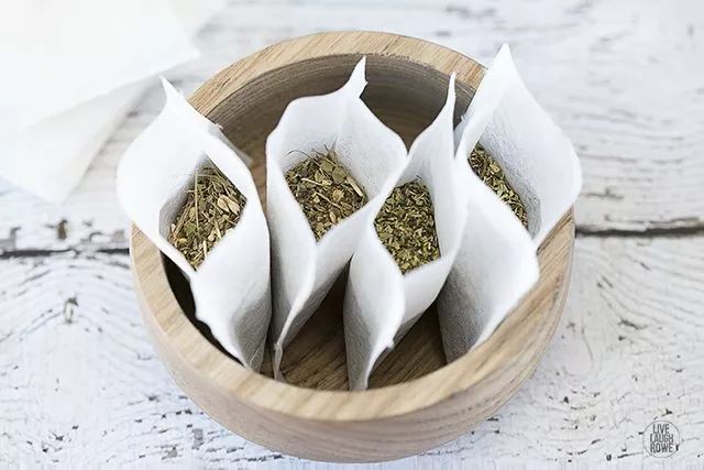 快速清理卫生间马桶异味,卫生间马桶倒什么水马桶没有异味