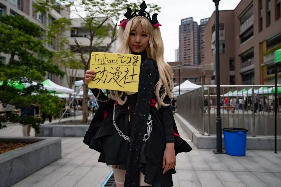 新年的第一天，沸点滑板进驻了深圳中学「今朝有九」游园会！