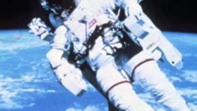 从羽绒服到短袖的经历,从保暖到漏风的棉袄