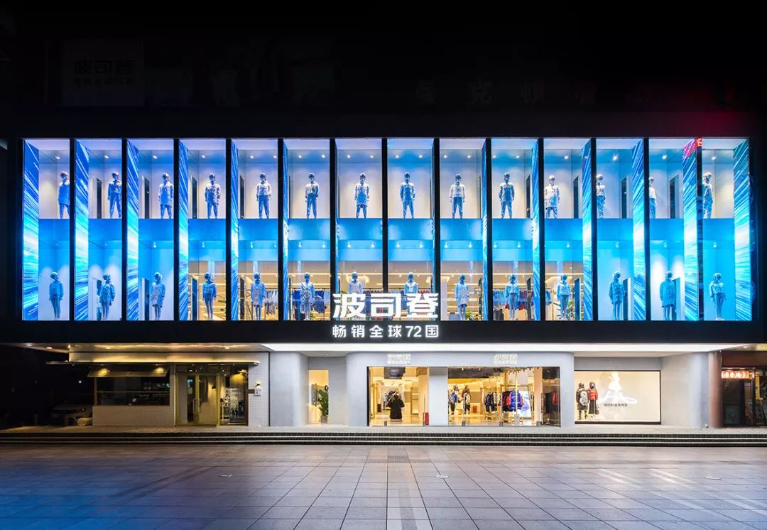 羽绒服的由来和发展史,从羽绒服到羽绒服