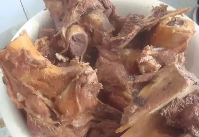 家里盆栽洋葱开花,洋葱盆栽开花