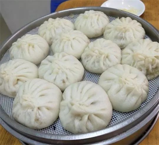 大连金州好吃的发面包子,大连好吃的小笼包子推荐