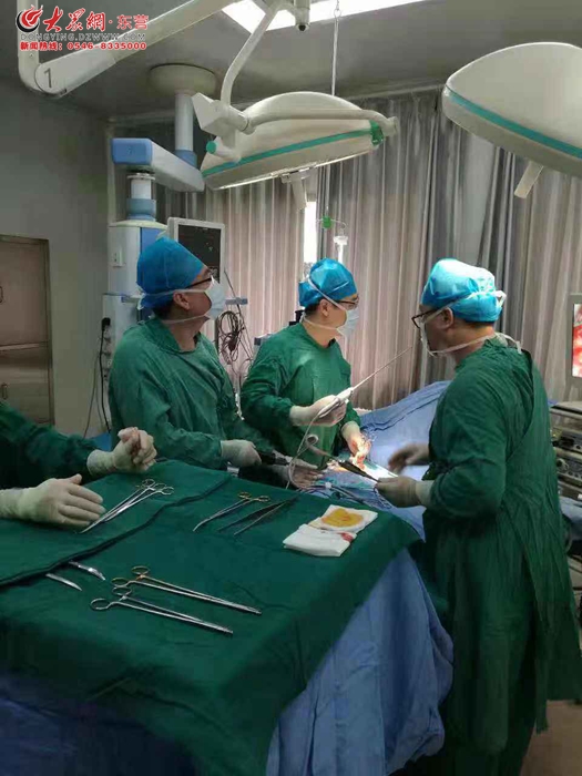 胜利中心医院胸外科,我院开展单孔胸腔镜手术