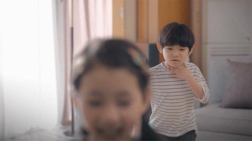 20年烟民咽喉发黑，瑞士专业医师推荐！一喷杀菌99.9%，止咳清痰排烟毒