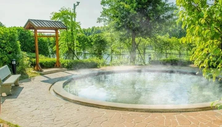 湛江蓝月亮火山温泉,湛江天冷泡温泉最好的地方