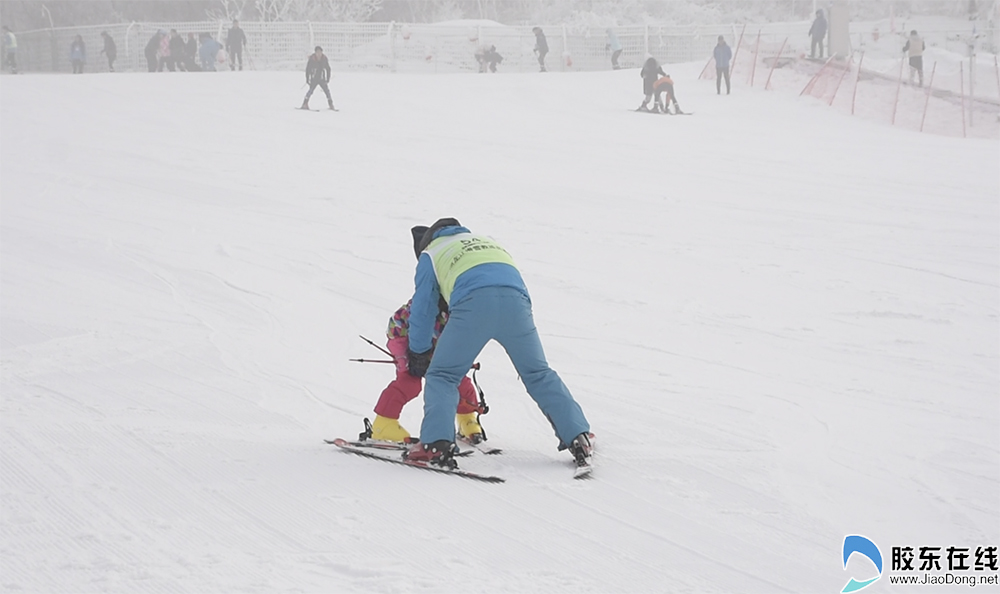 惊喜不断！山东雪地足球赛落幕烟台掀冰雪运动热潮