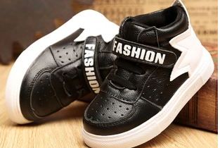 一招教你给孩子选鞋,给孩子选择一双满意的鞋子