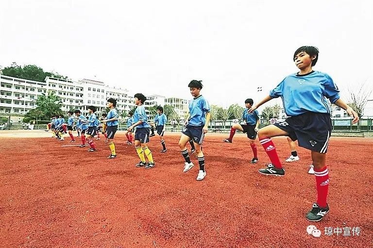 约你吗原视频,2019海南琼中国际青少年足球