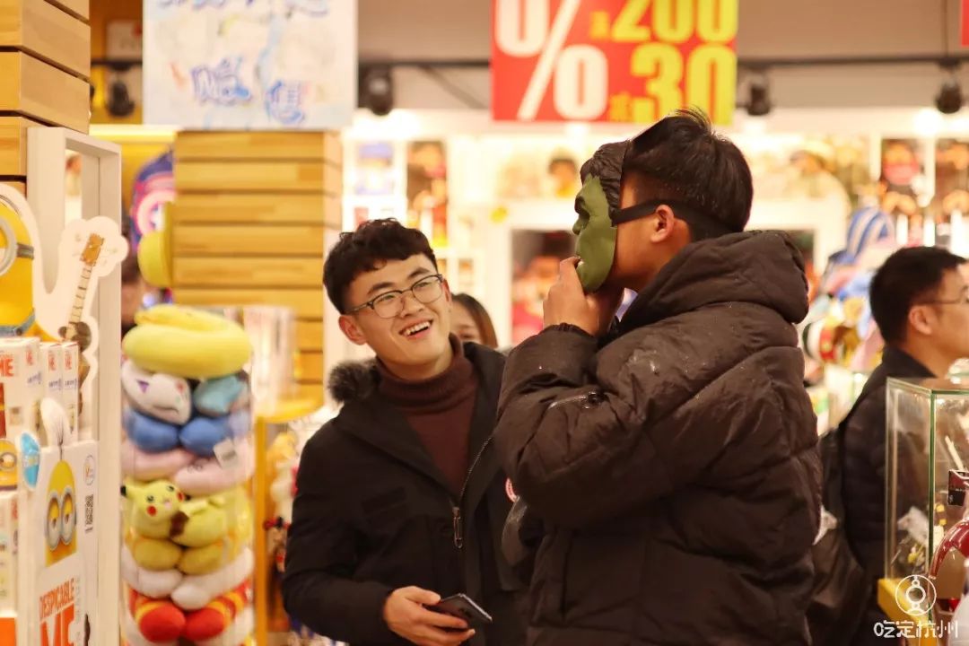 河坊街大型手办店,河坊街动漫