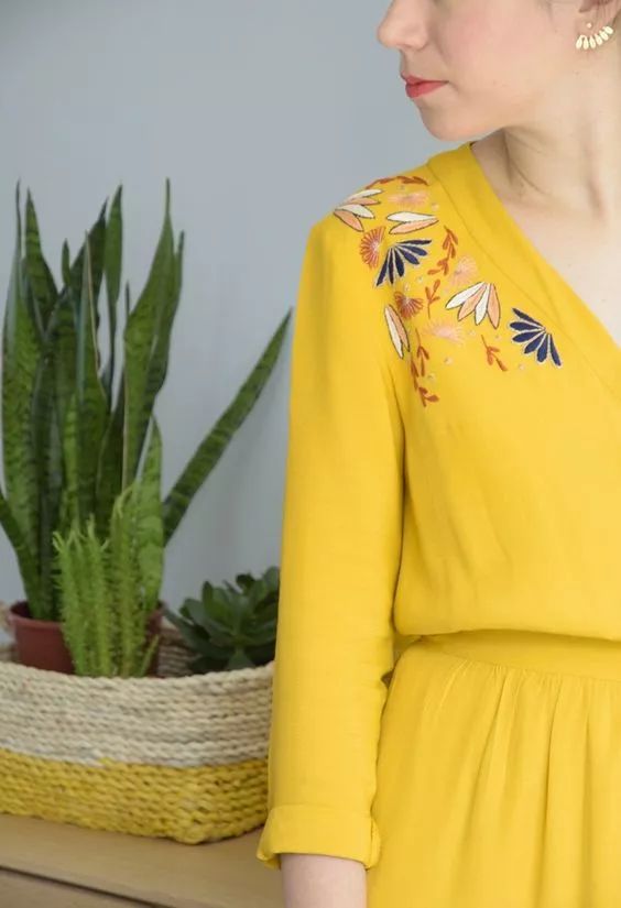 衣服过时了怎么改造成新款,衣服穿旧了怎么办