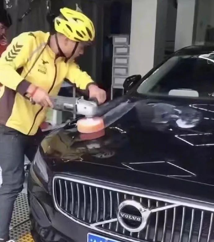 当*底卧**、做代购、救人命，外卖小哥才是隐藏在民间的高手，个个身怀绝技！