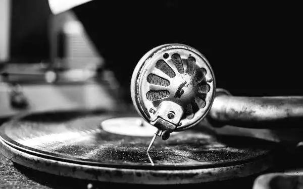 鎴戠殑闊充箰涔嬭矾mv,鎴戠殑闊充箰涔嬭矾闊抽