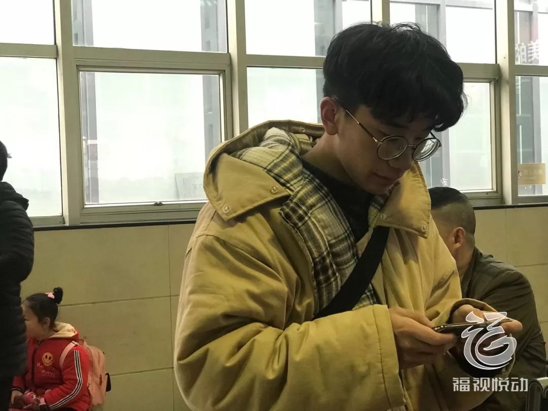 路途再拥堵也要回家过年,路途再遥远也要回家过年图片