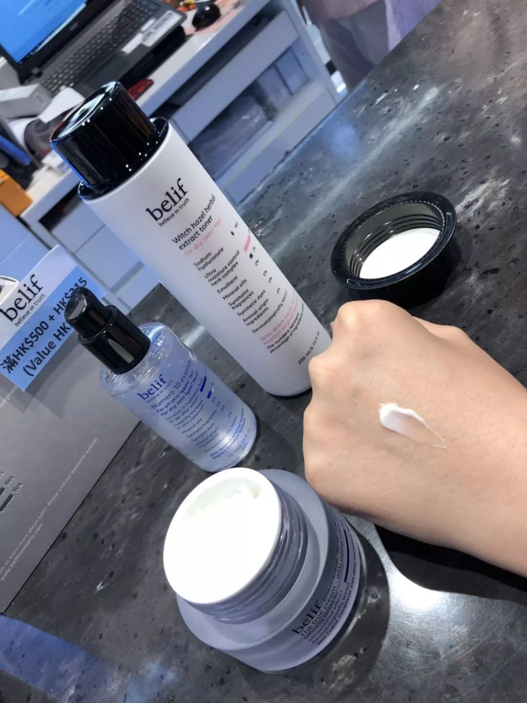 过年年货香港零食,春节去香港购物必买的商品清单