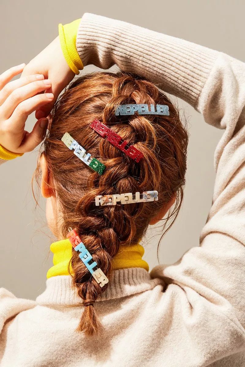 我最近|不戴Bra都没关系,不戴发夹不能出门……