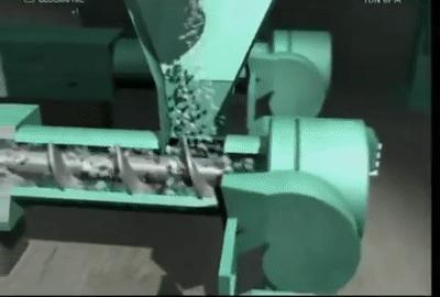 塑料瓶可以制成衣服吗,塑料瓶能做什么衣服卖