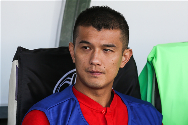 「对话肖智」不踢球可能去当兵,首秀进球还得感谢“锦鲤”大宝