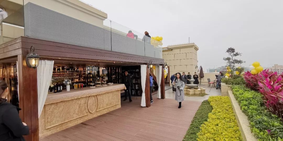 玉林惊现一线天景观,玉林市玉州区顶级豪宅