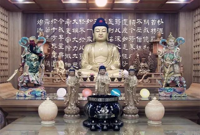 家里设的佛堂都需要准备什么,家用佛堂设置注意事项