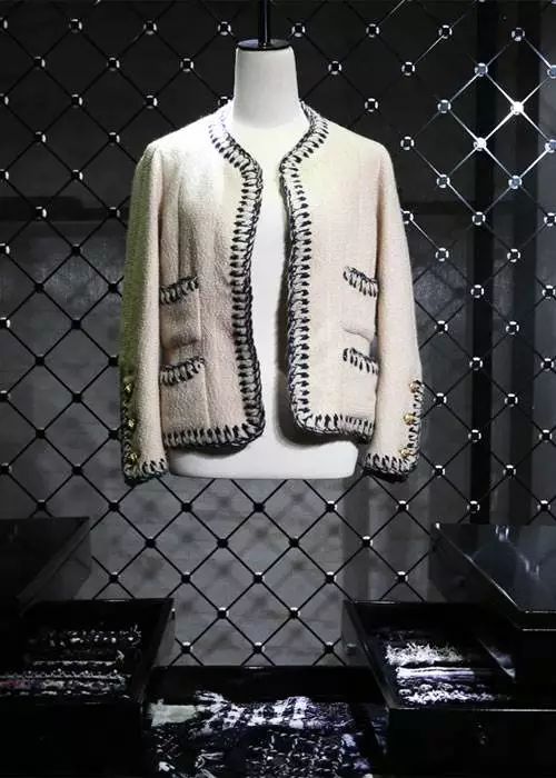 奢侈品包包褪色了怎么办,哪个奢侈品包包掉色