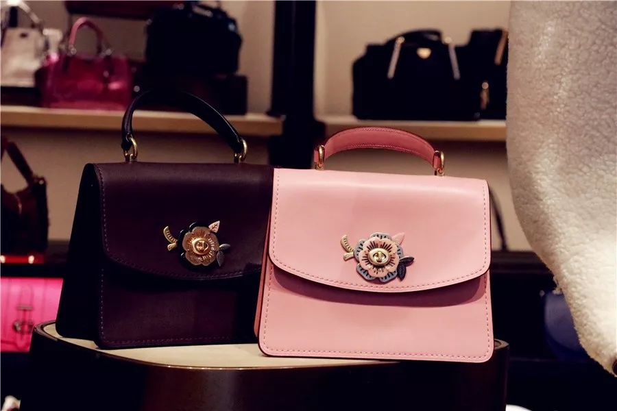 过年怎么穿才能震撼别人,过年这样穿很好看