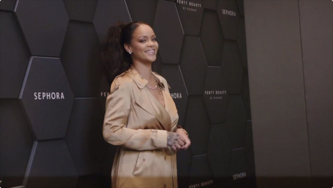 蕾哈娜奢侈品巨头之间的暗斗,蕾哈娜的奢侈品