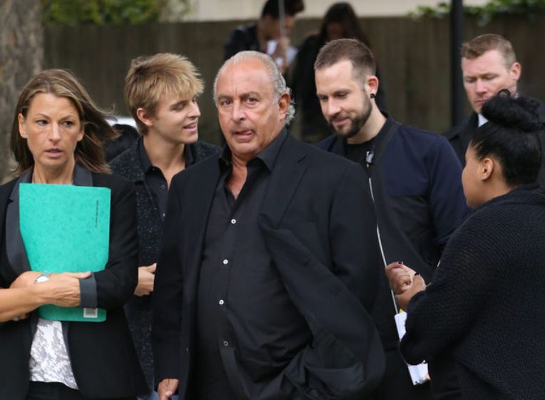 英国快时尚每天有400人失业；巴黎警方抓获代购团伙；安踏拟收购的始祖鸟母公司去年收入近27亿欧元