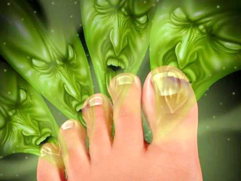 这颗小白球,居然彻底治愈了我的脚臭,日本家庭必备的除臭杀菌神物,三分钟还你一个清新的“脚气”!