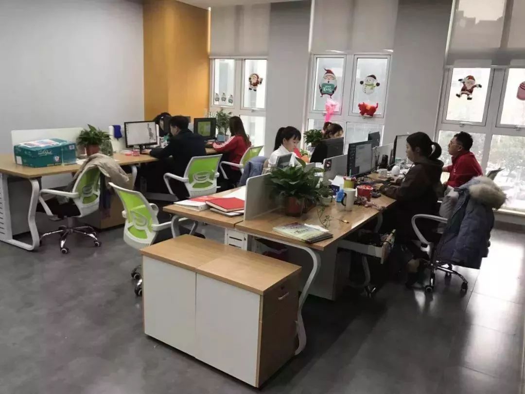 这家“月营业额100万、开机率达80%”的印刷企业的经营之道