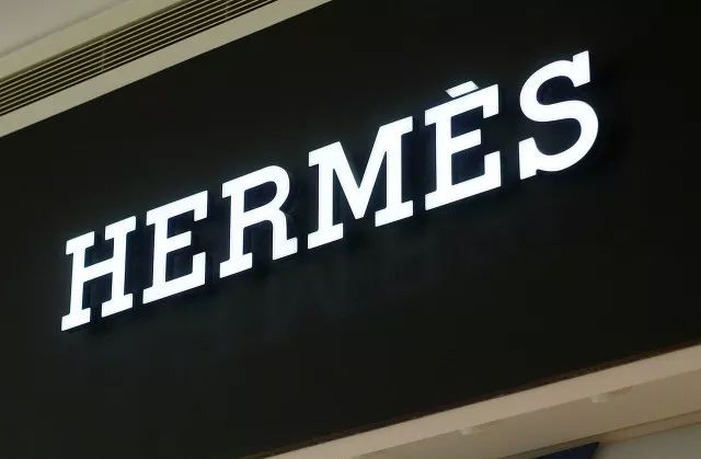 国内免税店购物必买,中国首家市内免税店在哪