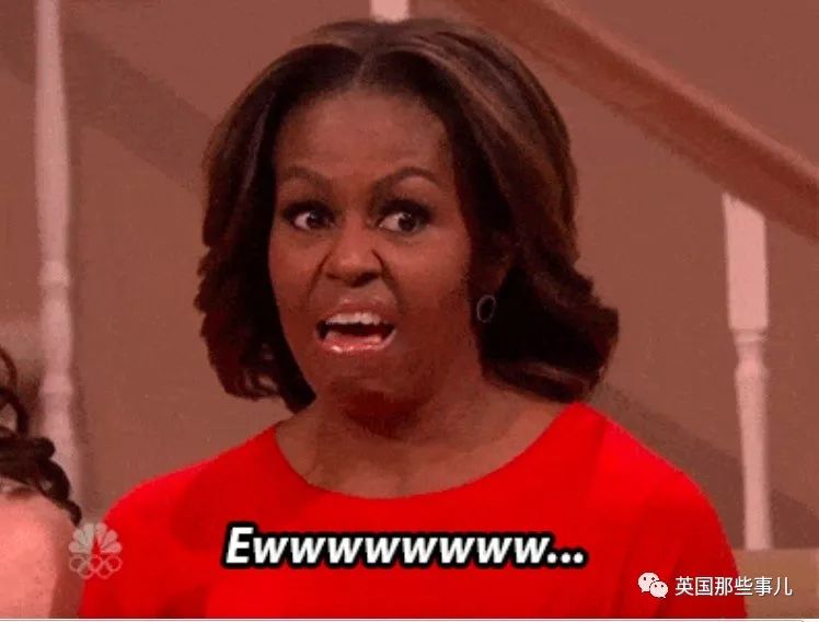 在游泳池里拉大便怎么处理,如果有人在游泳池里小便怎么办