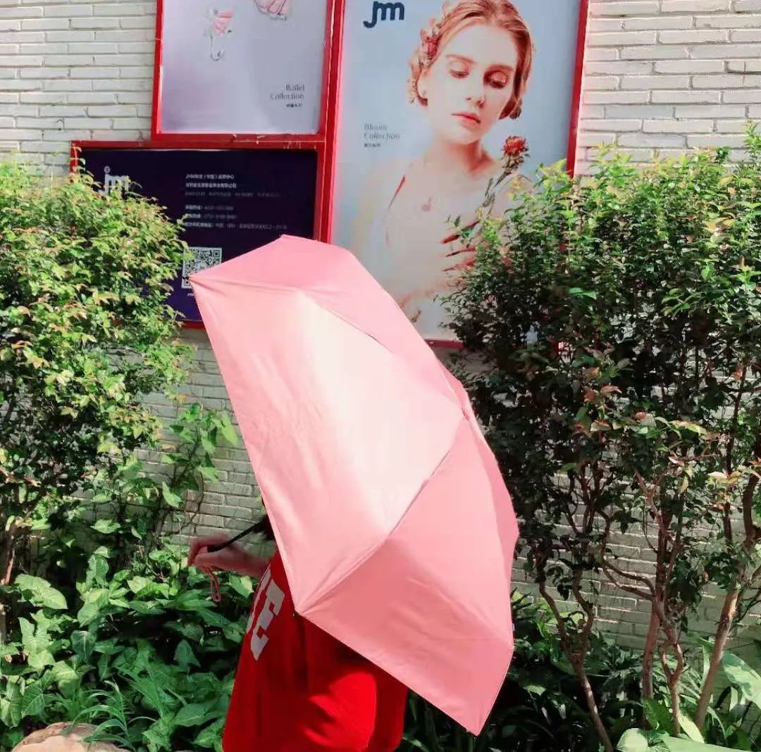 专治“懒得带伞”|黑科技胶囊伞,遮风挡雨、颜值满分
