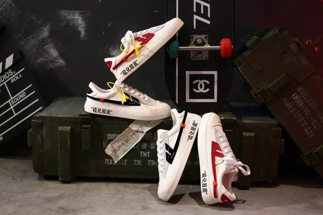 回力匡威和vans哪个脚感好,回力夏季潮流鞋子