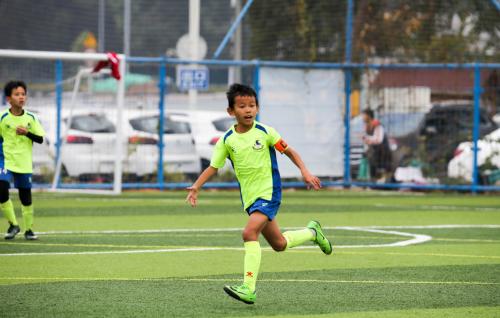 留学国外青训营,留学国外踢足球