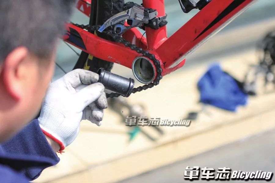 山地车五通滑牙修复多少钱,山地车五通清洗