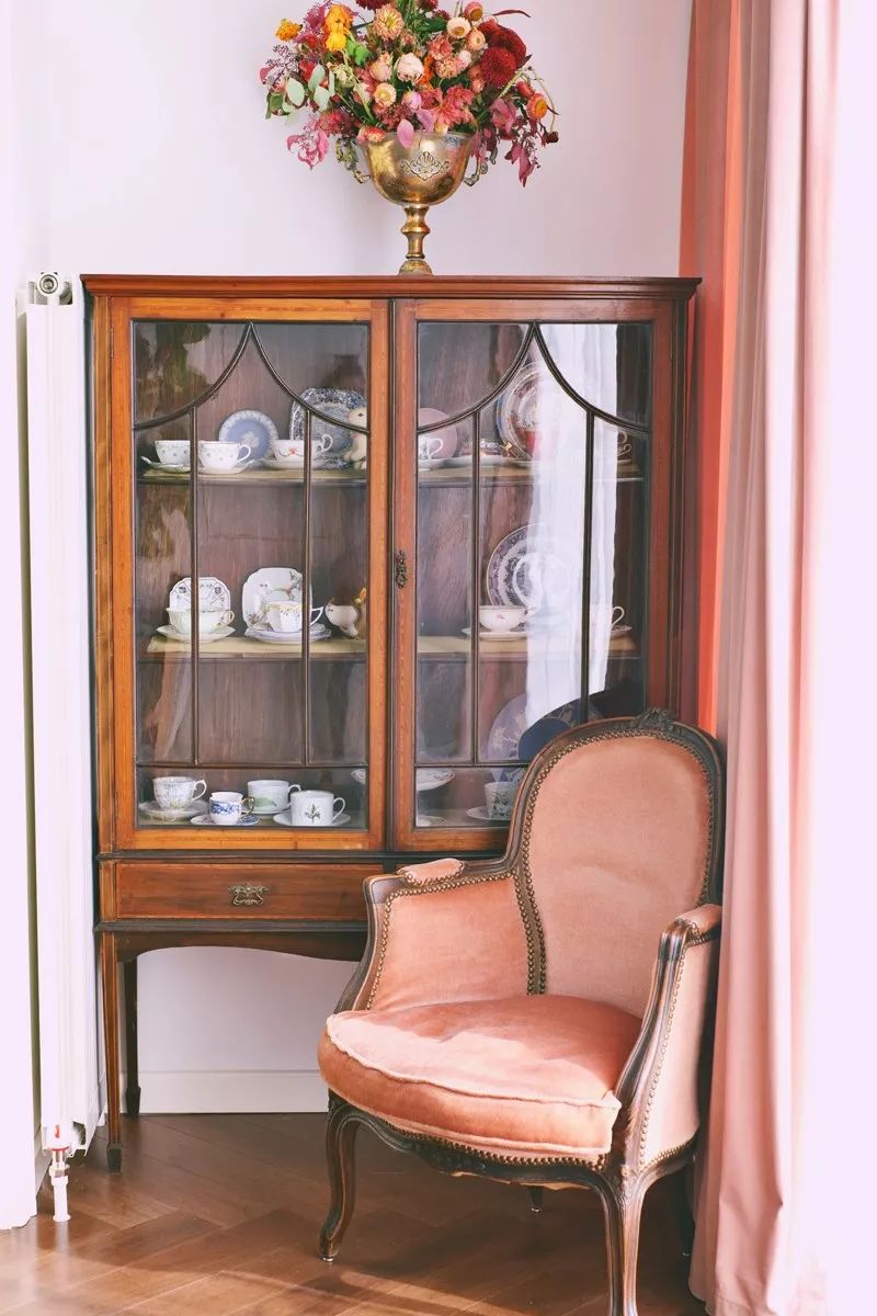 还买乌云壁纸呐？！他家藏着海外小众壁纸大全