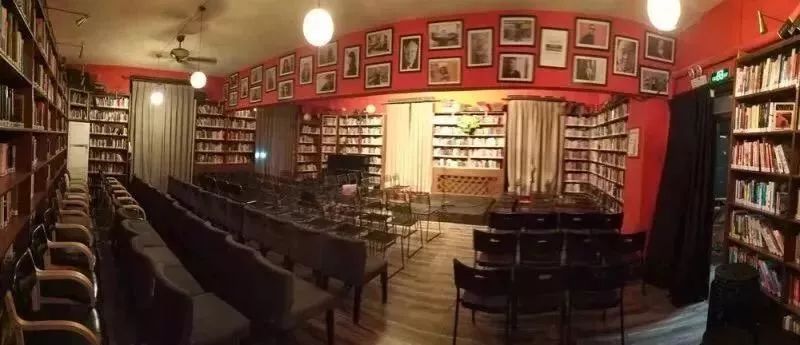 漫步在巴黎街头,漫步在巴黎的街头