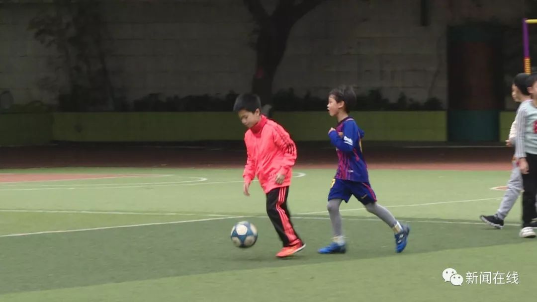 中国杯牵手球童,牵手球童网络投票