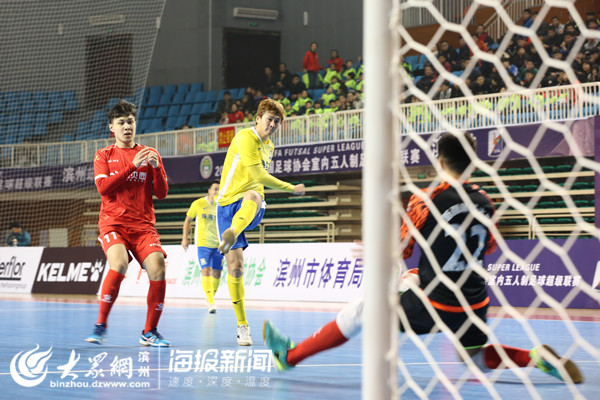 五超联赛第四站在滨州开踢全国12支球队带来别样足球赛