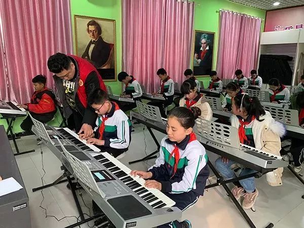 文明新风吹进百姓心田,文明新风吹进千家万户