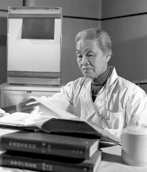 万婴之母林巧稚,万婴之母林巧稚图片