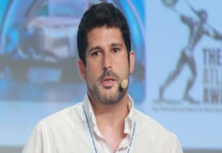 比钢制车门轻35%帝人推超轻多材料复合汽车侧门模块