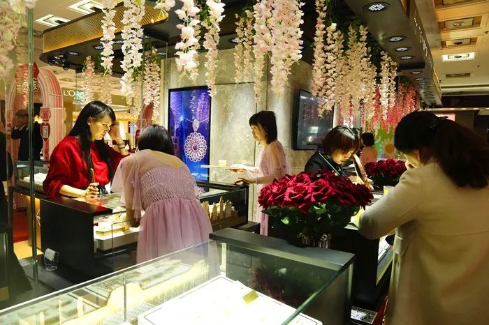 鐢峰弸鍔涚垎妫氱殑max,鐢峰弸鍔沵ax鐖嗘