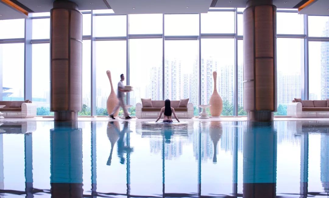 一向以“好吃”出名的凯悦,这次带我把人间三月的春天都吃进了嘴里