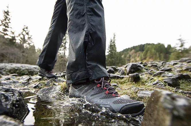 又防水又百搭的鞋,又防雨又好看的鞋子