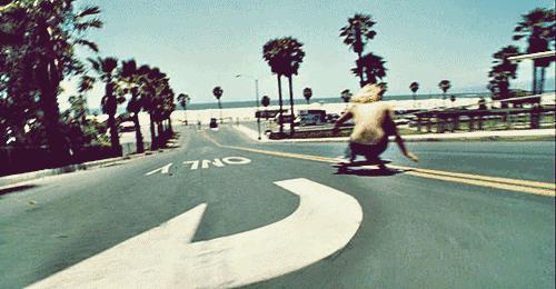 耐克运动鞋49元一双 (耐克运动鞋298元只卖一天)