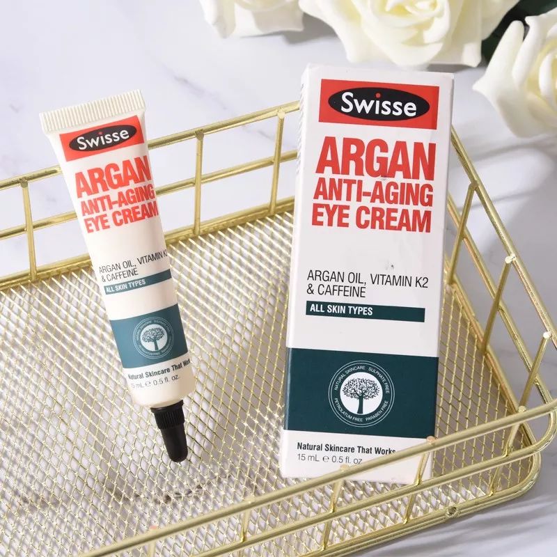 涂眼霜会导致脂肪粒？No